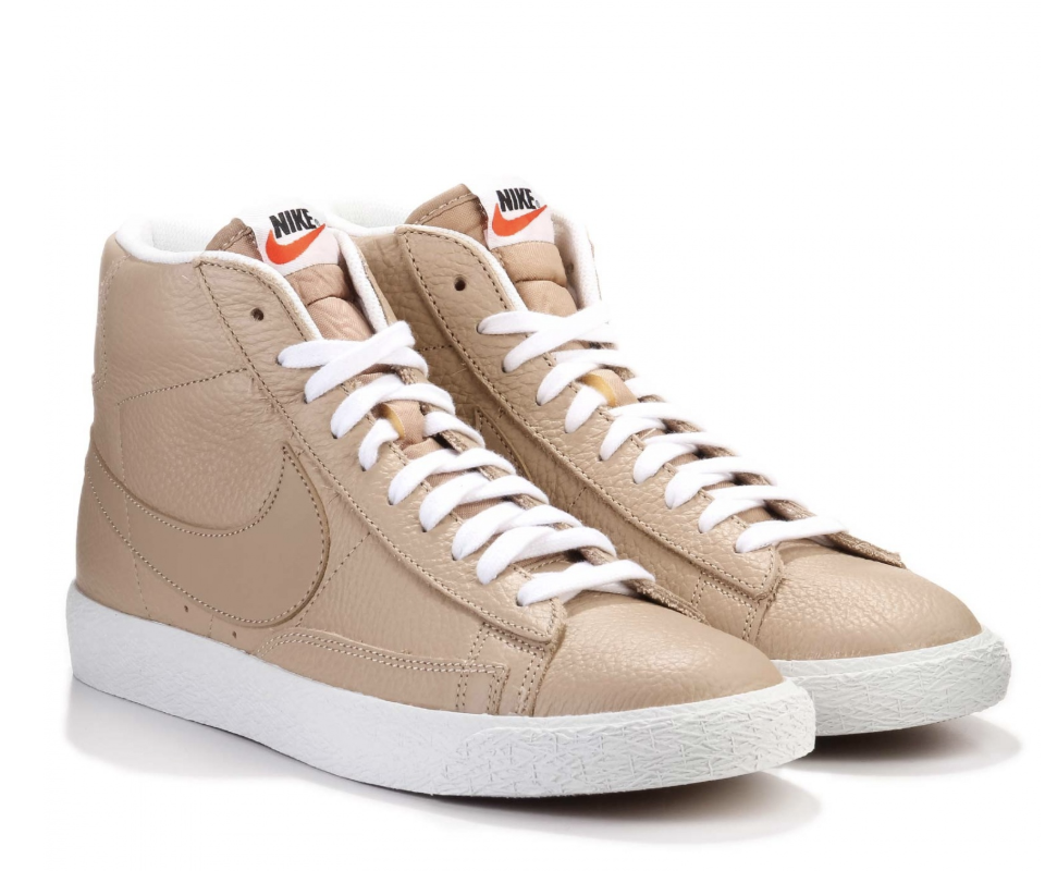 nike blazer beige